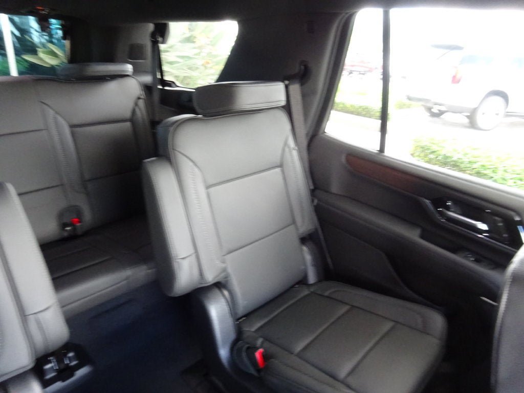New 2026 GMC Yukon Denali AWD/4WD image 16