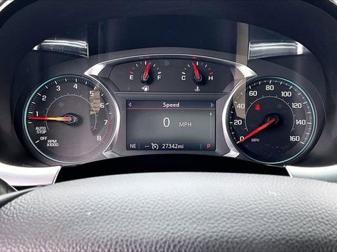 Used 2023 Chevrolet Traverse LT image 26