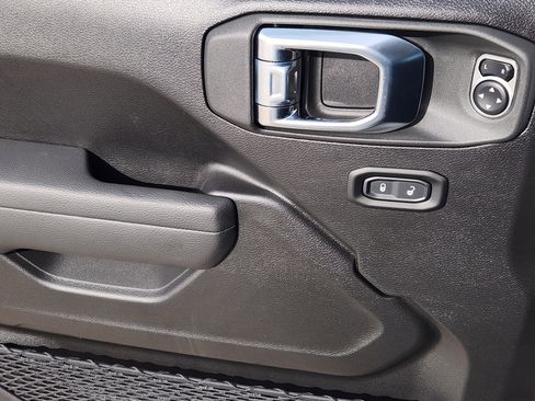 New 2026 Jeep Wrangler Sport S image 17