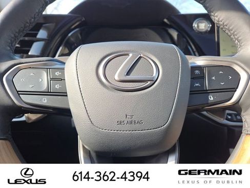 Certified 2025 Lexus RX 350 AWD w/ Convenience Package image 40