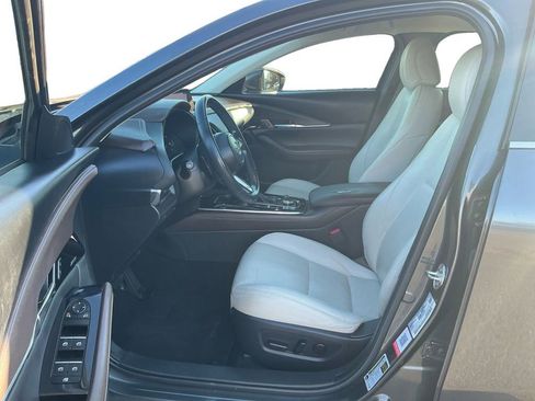 Used 2021 MAZDA CX-30 FWD 2.5 S w/ Premium Package image 14