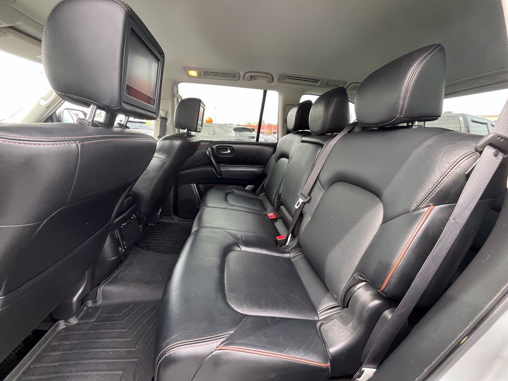 Used 2018 Nissan Armada Platinum w/ Interior Lighting Package AWD/4WD image 33