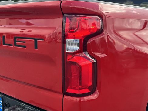 Used 2023 Chevrolet Silverado 1500 RST w/ Z71 Off-Road Package image 23