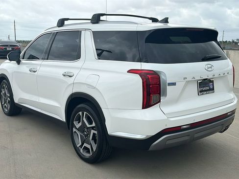 Used 2023 Hyundai Palisade Limited image 11