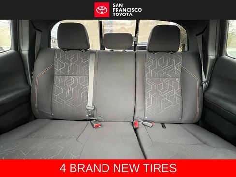 Used 2016 Toyota Tacoma TRD Off-Road AWD/4WD image 13