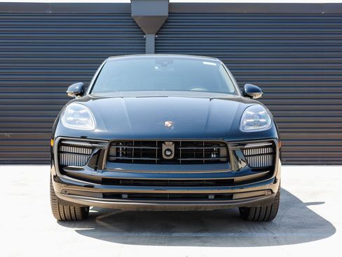 Certified 2026 Porsche Macan S AWD/4WD image 10