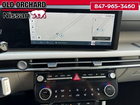 Used 2025 Hyundai Tucson Limited AWD/4WD image 15