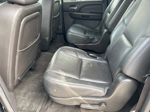 Used 2014 GMC Yukon XL Denali image 16