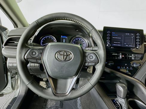 Used 2023 Toyota Camry SE image 15