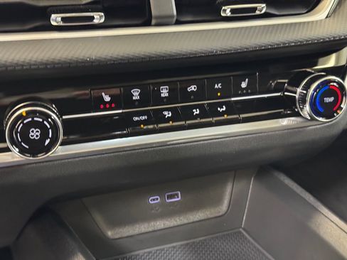 New 2026 Chevrolet Equinox LT w/ Safety and Technology Package image 37