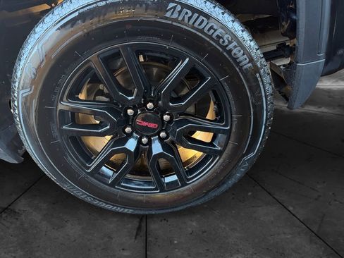 Used 2024 GMC Sierra 1500 Elevation image 34