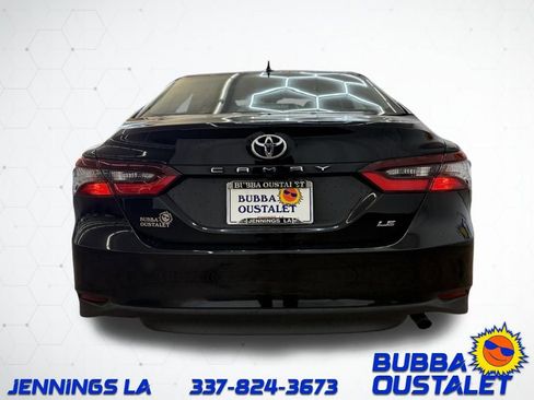 Used 2024 Toyota Camry LE image 4