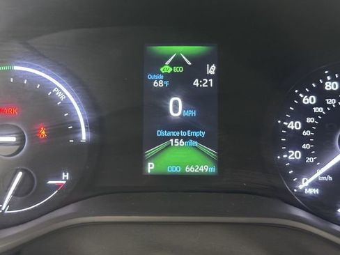 Used 2024 Toyota Sienna LE AWD/4WD image 26