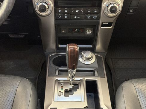 Used 2022 Toyota 4Runner Limited AWD/4WD image 18