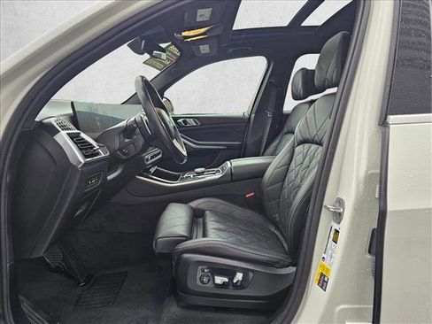 Used 2024 BMW X5 xDrive50e image 19