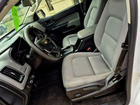 Used 2020 Chevrolet Colorado W/T w/ WT Convenience Package image 8