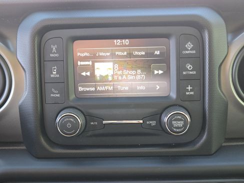 Used 2020 Jeep Wrangler Sport S image 19