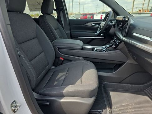 New 2026 Chevrolet Traverse LT w/ Driver Confidence Package image 16