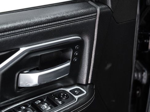 Used 2019 RAM 3500 Laramie AWD/4WD image 45