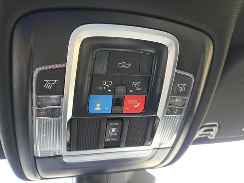 New 2026 RAM 1500 Big Horn AWD/4WD image 11