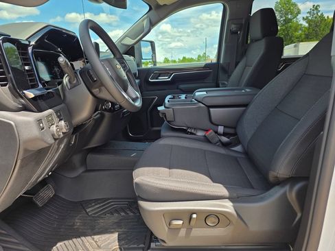 New 2026 Chevrolet Silverado 2500 LT AWD/4WD image 12