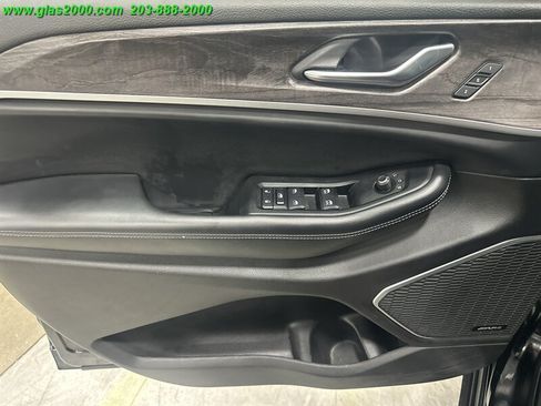 Used 2022 Jeep Grand Cherokee L Limited w/ Luxury Tech Group II AWD/4WD image 25