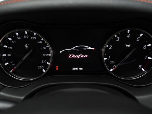 Used 2022 Maserati Ghibli Trofeo image 24