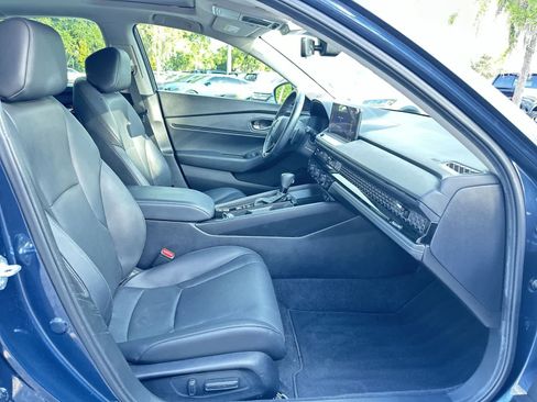 Used 2024 Honda Accord EX-L image 17
