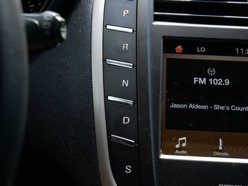 Used 2018 Lincoln MKC Premiere FWD image 22