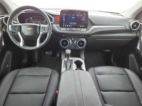 Used 2023 Chevrolet Blazer LT FWD image 9