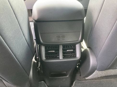 New 2025 Chevrolet Equinox LT w/ Convenience Package II AWD/4WD image 22