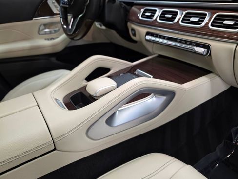 Used 2022 Mercedes-Benz GLE 450 4MATIC image 45