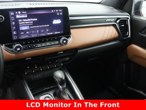 Used 2024 GMC Canyon AT4 w/ AT4 Premium Package image 16