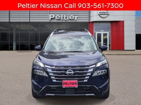 New 2026 Nissan Rogue Platinum w/ Platinum Premium Package AWD/4WD image 2