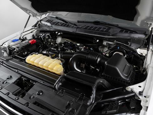 Used 2019 Ford F150 XLT image 39