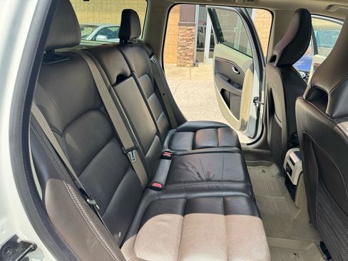Used 2012 Volvo XC70 T6 AWD/4WD image 21
