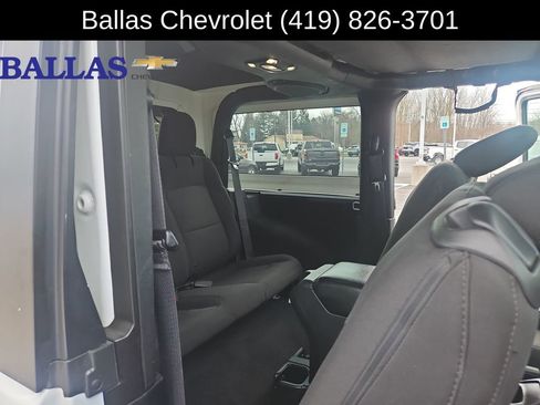 Used 2022 Jeep Wrangler Sport AWD/4WD image 27