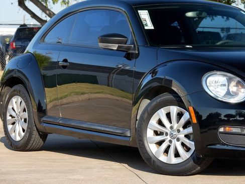 Used 2013 Volkswagen Beetle 2.5 FWD image 17