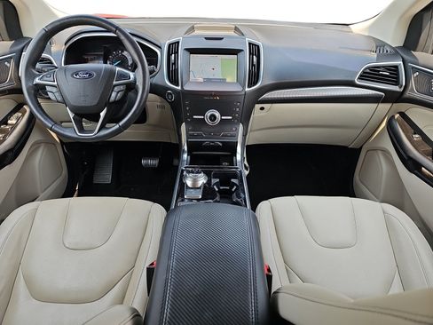 Used 2020 Ford Edge Titanium FWD image 9