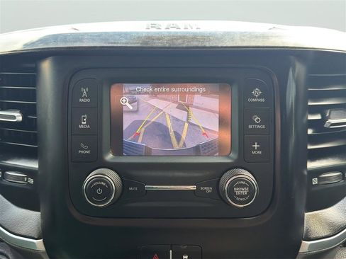 Used 2019 RAM 2500 Big Horn AWD/4WD image 23