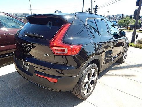New 2026 Volvo XC40 B5 Plus w/ Protection Package Premier image 5
