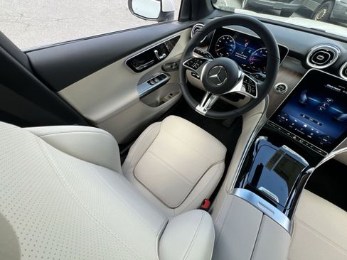 New 2026 Mercedes-Benz GLC 300 4MATIC image 16