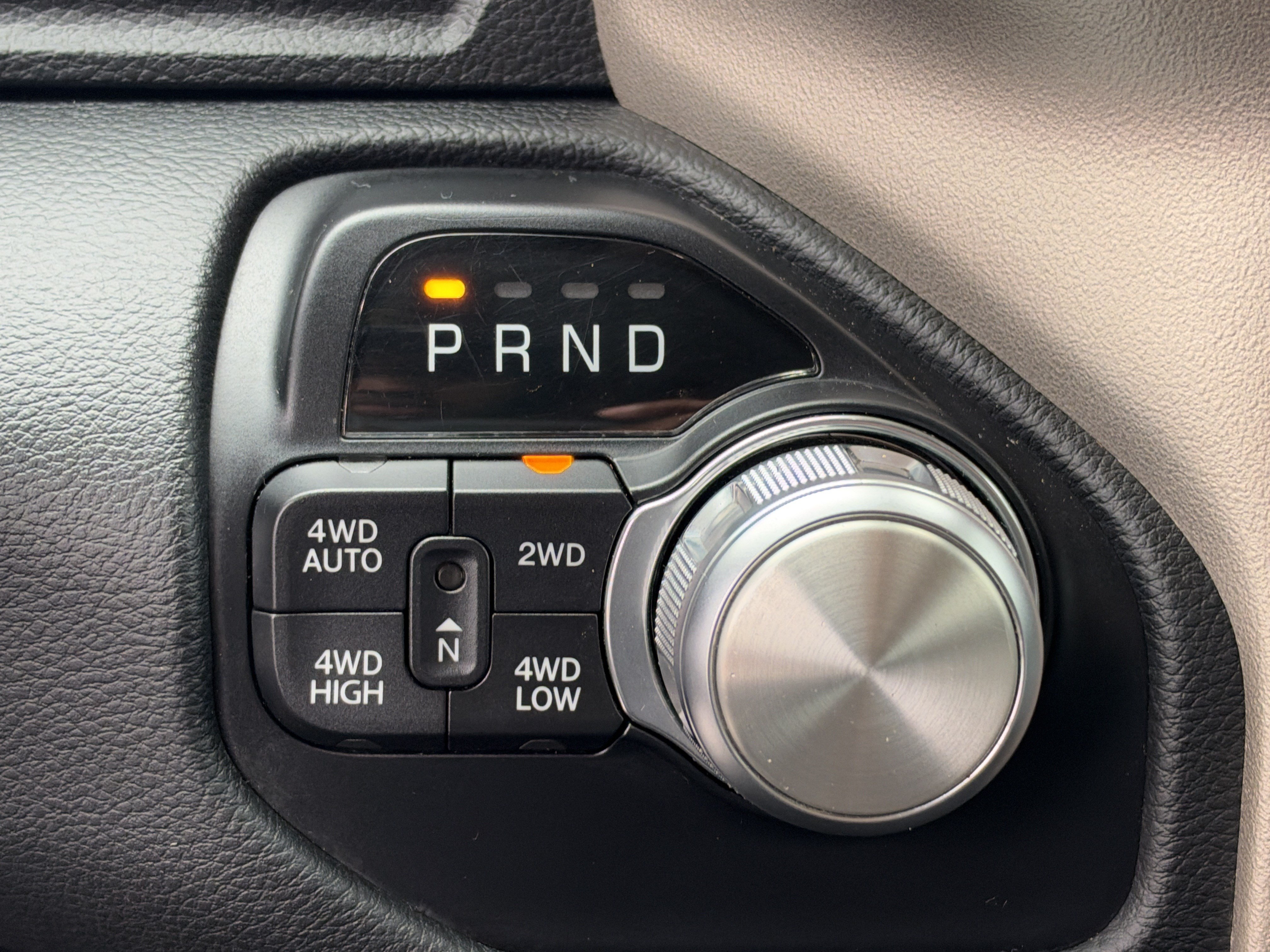 Used 2020 RAM 1500 Laramie AWD/4WD image 39