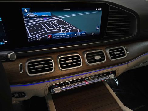 Certified 2024 Mercedes-Benz GLE 53 AMG 4MATIC image 30
