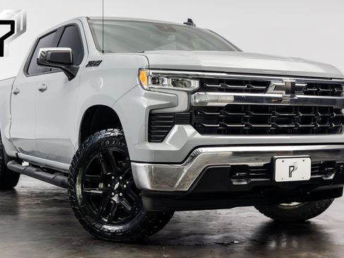 Used 2024 Chevrolet Silverado 1500 LT AWD/4WD image 1