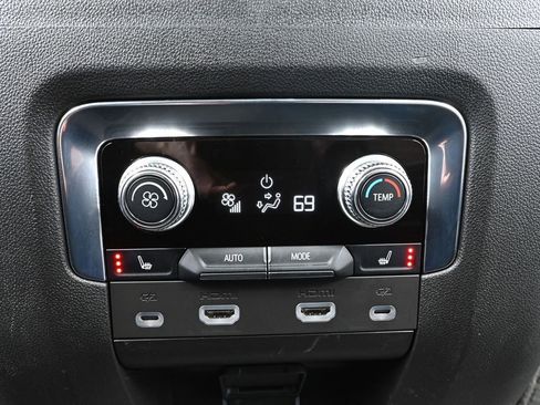 Used 2023 GMC Yukon XL Denali Ultimate AWD/4WD image 51