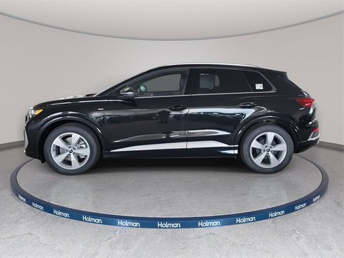 New 2026 Audi Q4 e-tron Premium image 5
