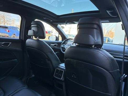 Certified 2023 Kia Sportage X-Line w/ X-Line Premium Package image 17