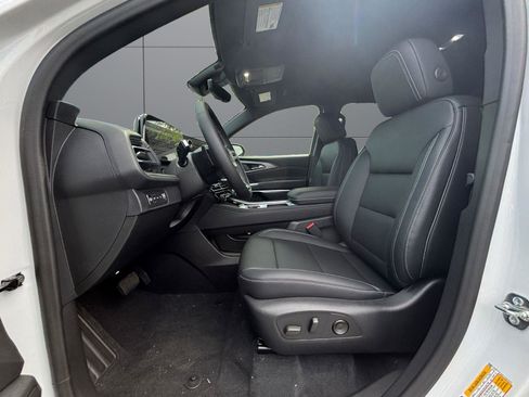 New 2026 Chevrolet Traverse LT w/ Midnight/Sport Edition AWD/4WD image 10