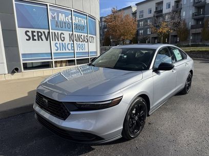 New 2025 Honda Accord SE